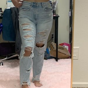 american eagle mom jeans
